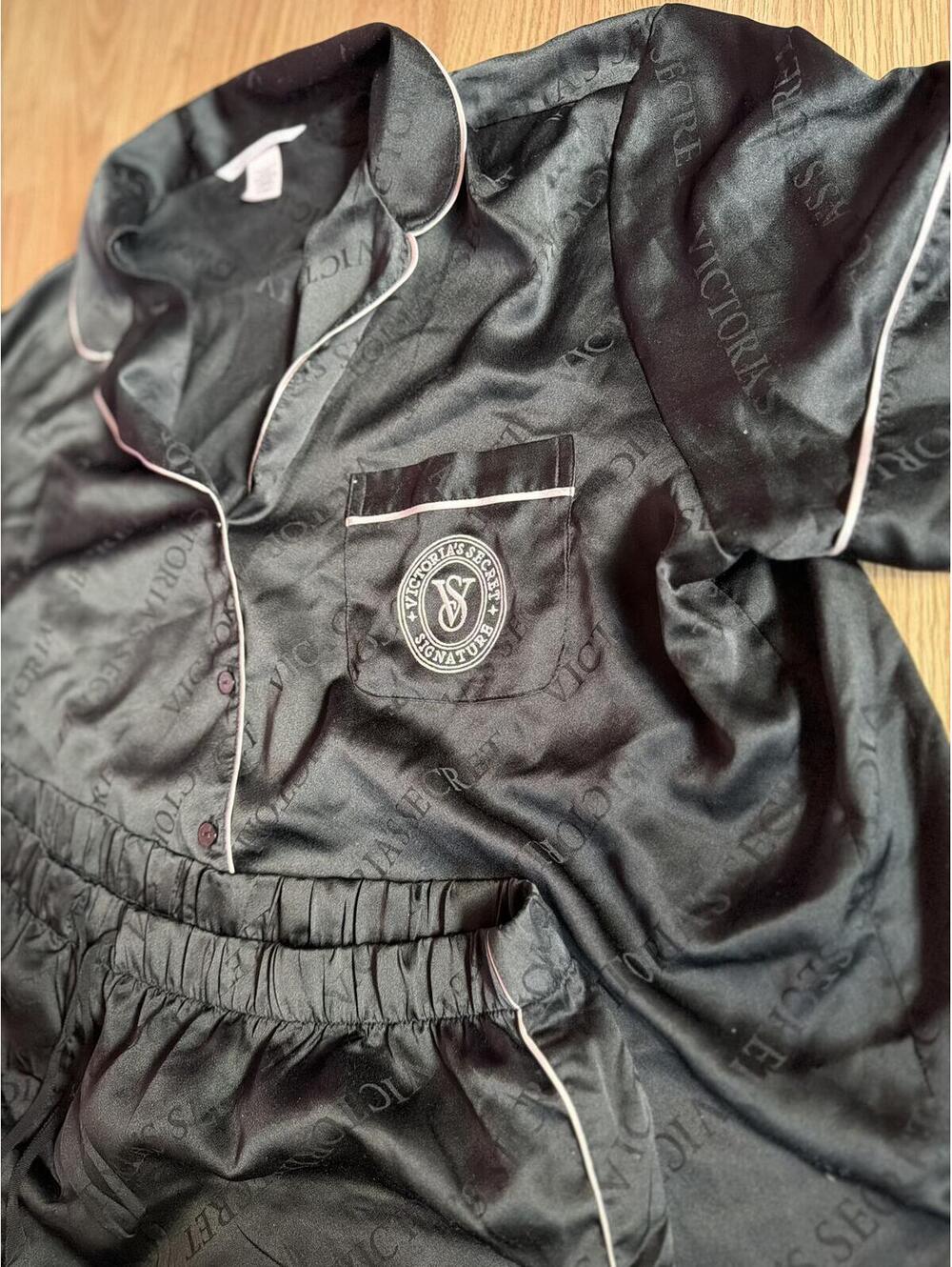 Victorias Secret Satin Black Pajama Set Size XL Top 2X bottom - Picture 2 of 4